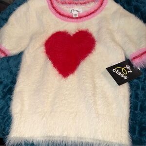New Art Class Girls' Valentine's Day Fuzzy Heart Sweater Ivory M / L Vs7